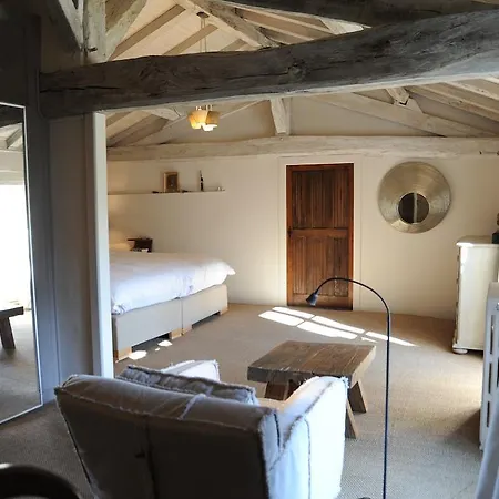 Couette-café Chateau De Lerse *