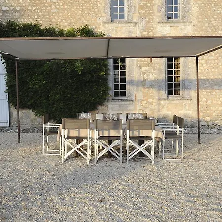 Frühstückspension Chateau De Lerse Perignac (Charente)