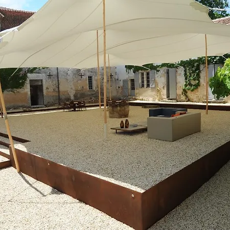 Chateau De Lerse Couette-café