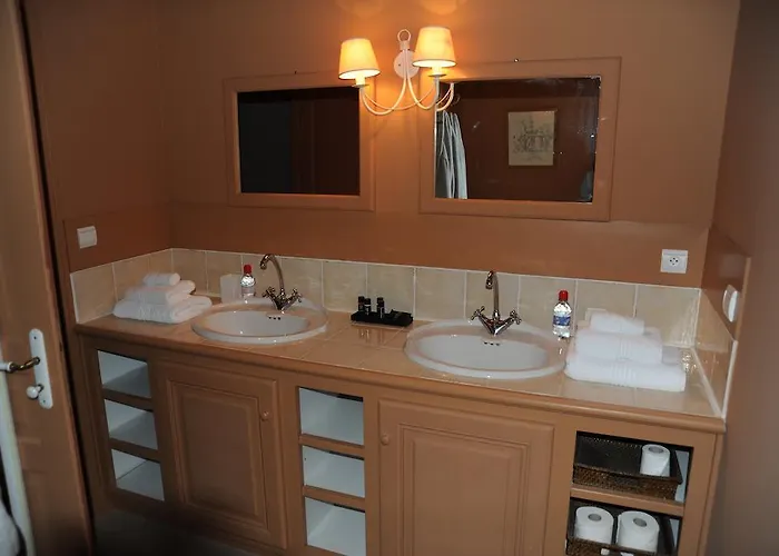 Chateau De Lerse Perignac (Charente)