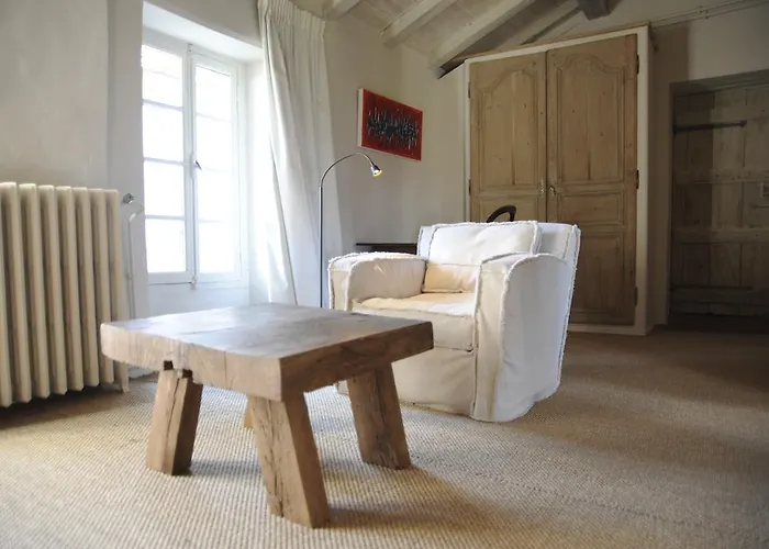 Oda ve Kahvaltı Chateau De Lerse Perignac (Charente)