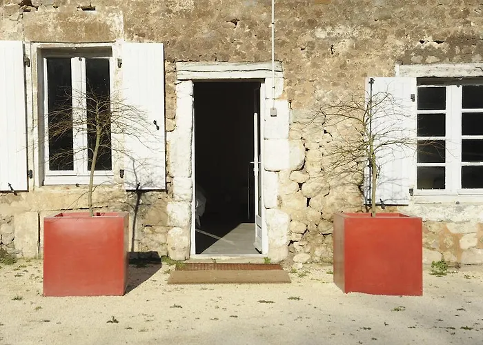 Oda ve Kahvaltı Chateau De Lerse Perignac (Charente)