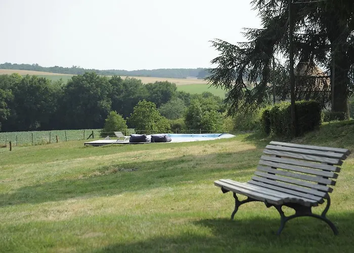Oda ve Kahvaltı Chateau De Lerse