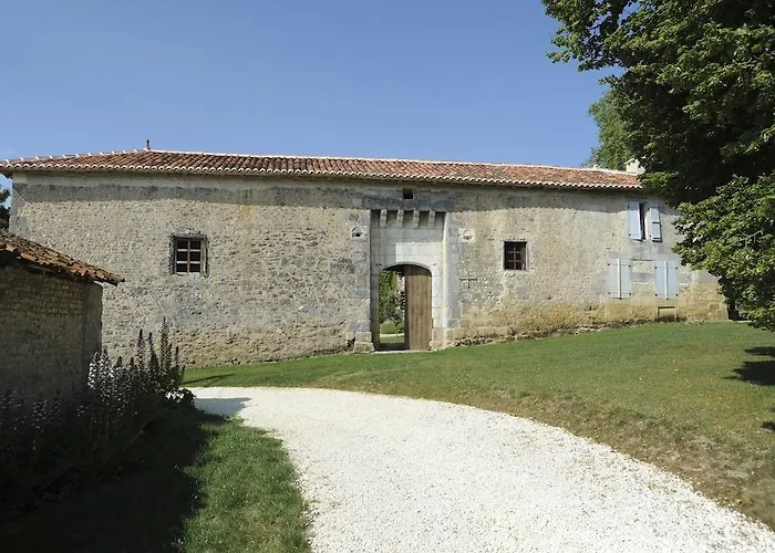 Oda ve Kahvaltı Chateau De Lerse *