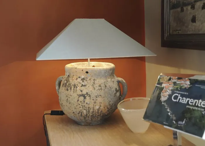 Oda ve Kahvaltı Chateau De Lerse Perignac (Charente)