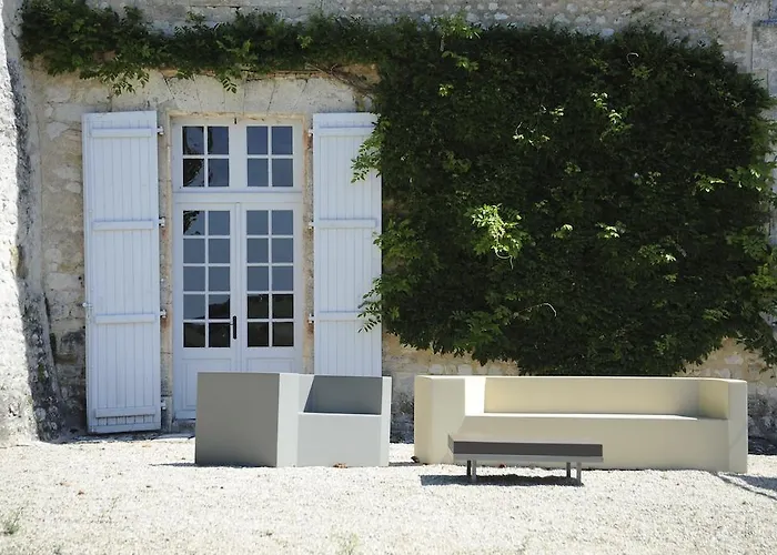 Oda ve Kahvaltı Chateau De Lerse