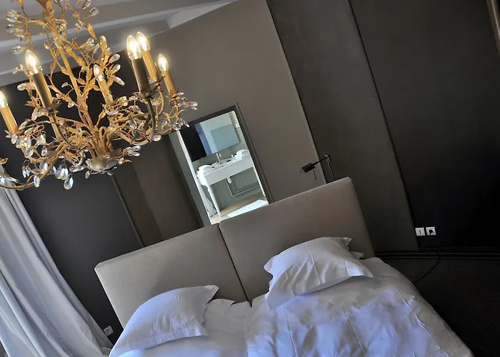 Chateau De Lerse Perignac (Charente)