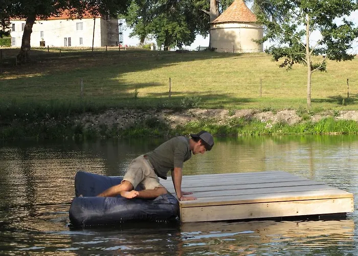 Oda ve Kahvaltı Chateau De Lerse