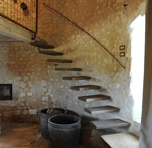 Chateau De Lerse Perignac (Charente)